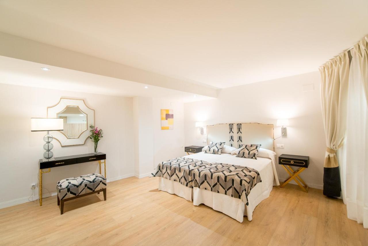 Aparthotel Arco Macarena Lofts Sevilla Exterior foto